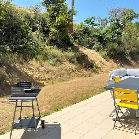 Dans Les Collines Ferienhaus Montirat (Aude)